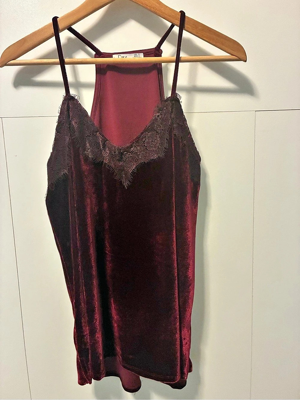 Dex Velvet and Lace Tank top in Burgundy Size Small Like New